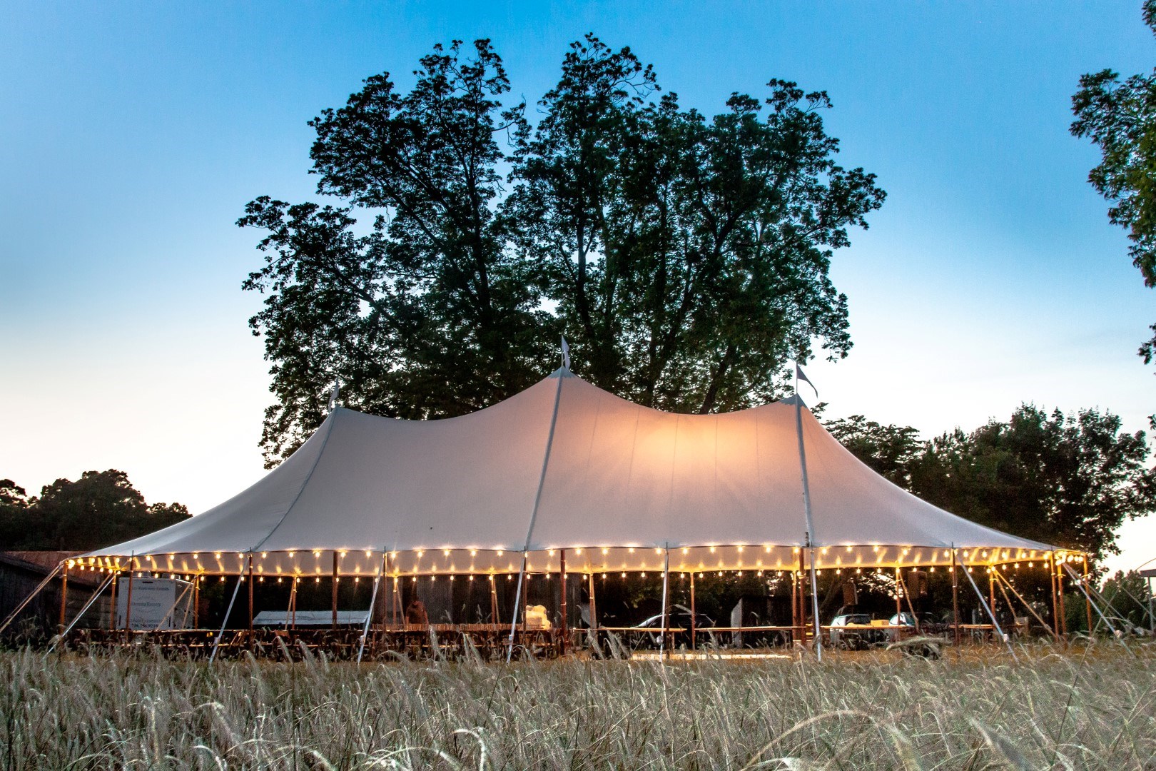 smeren pin rietje tentenverhuur - trouwfeest - tuinfeest - communiefeest - feesttent huren  Tentenverhuur - Starshade Sailcloth Stretchtenten Dome feesttenten